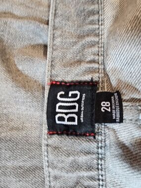 BDG Urban Outfitters Gray Straight Leg Jeans Womens Size 28 High Rise Stretch